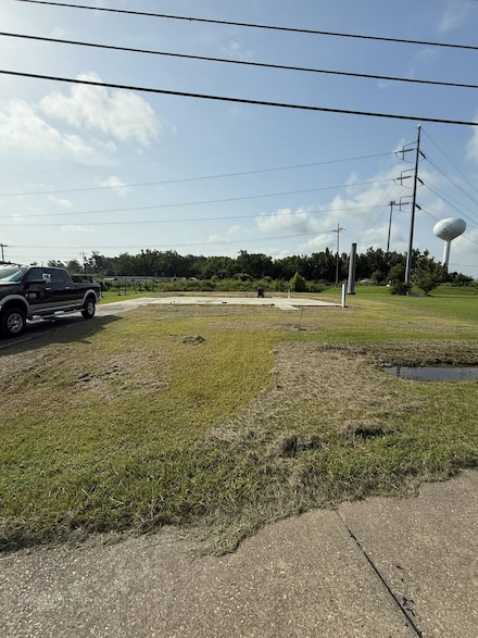 143 Primrose Dr, Chackbay, LA 70301