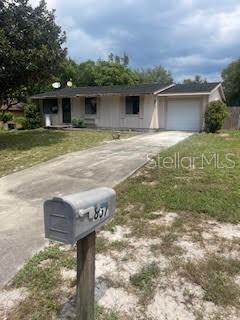 857 Glasgow Ave, Deltona, FL 32738