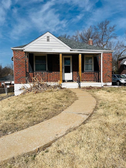 5413 College Ave, Saint Louis, MO 63136