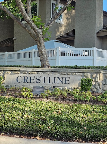 24377 Larchmont Ct Unit 32, Laguna Hills, CA 92653