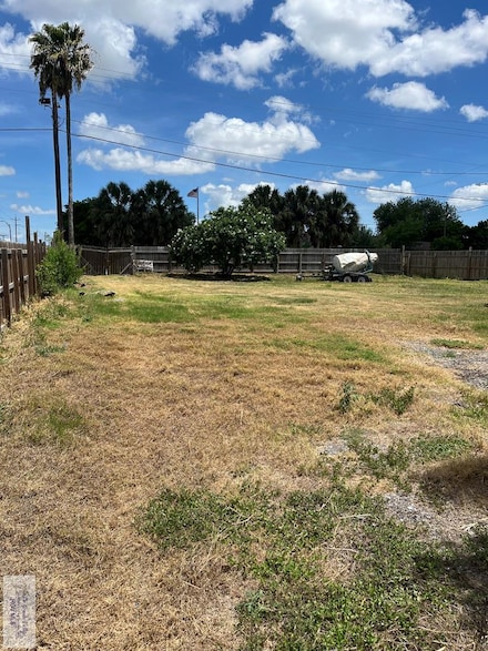 4 Riverside Blvd, Brownsville, TX 78520