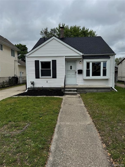 164 W Morehouse Ave, Hazel Park, MI 48030