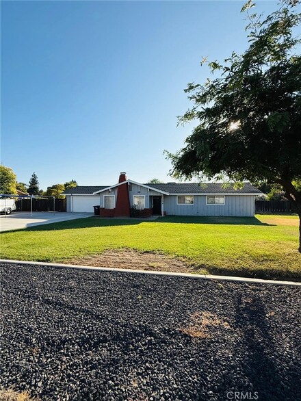 12236 Gabor Way, Madera, CA 93636