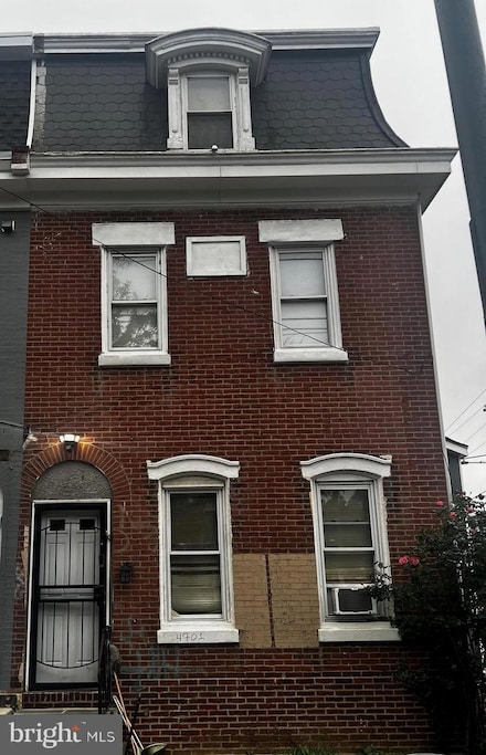 4701 Penn St, Philadelphia, PA 19124
