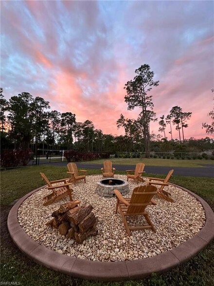 4143 2nd Ave NE, Naples, FL 34120