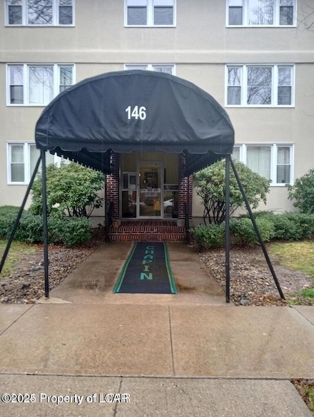 146 E Walnut St, Kingston, PA 18704