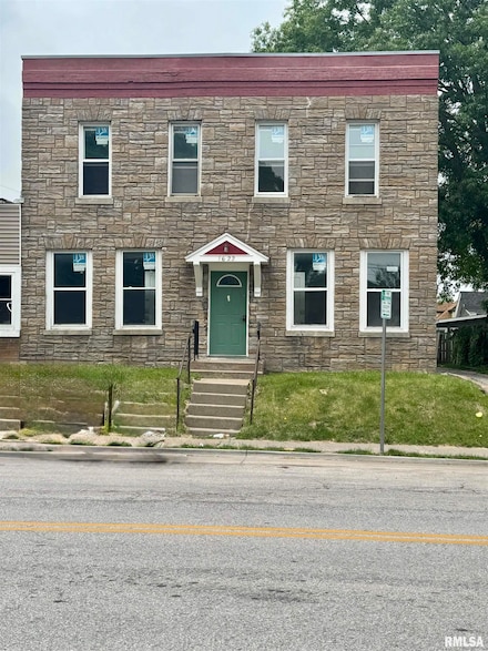1622 Washington St Unit 2, Davenport, IA 52804