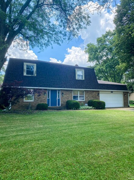 1509 W Buckingham Dr, Muncie, IN 47303