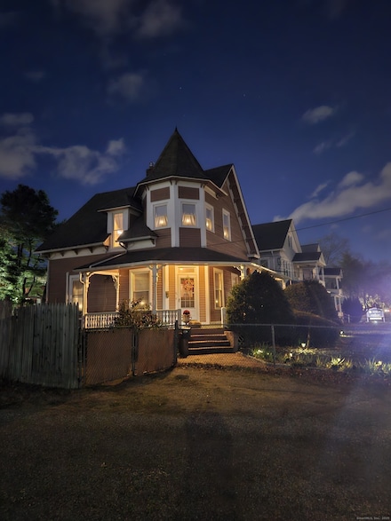 84 Silver Ln, East Hartford, CT 06118