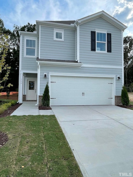 304 Joneshaven Dr, Fuquay-Varina, NC 27526