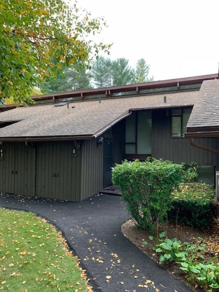 0 Murray Hill Rd Unit 2, Manchester, VT 05255