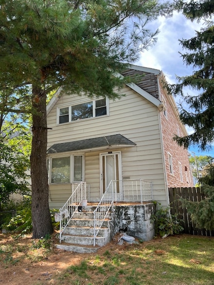 13150 S Houston Ave, Chicago, IL 60633