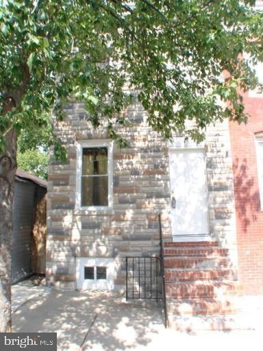 105 N Carrollton Ave, Baltimore, MD 21223