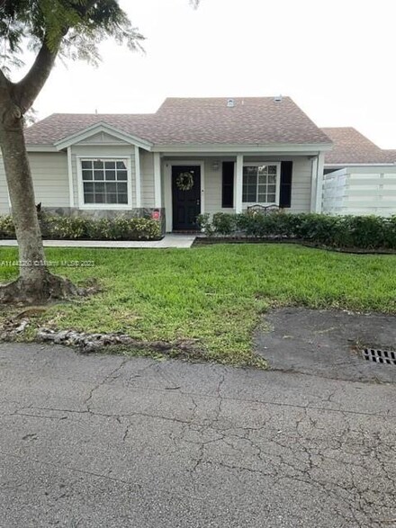 13760 SW 149th Circle Ln Unit 480, Miami, FL 33186