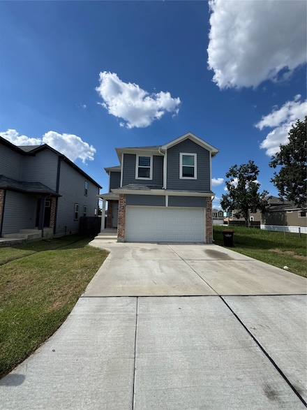 138 Egret Canal S, Baytown, TX 77523