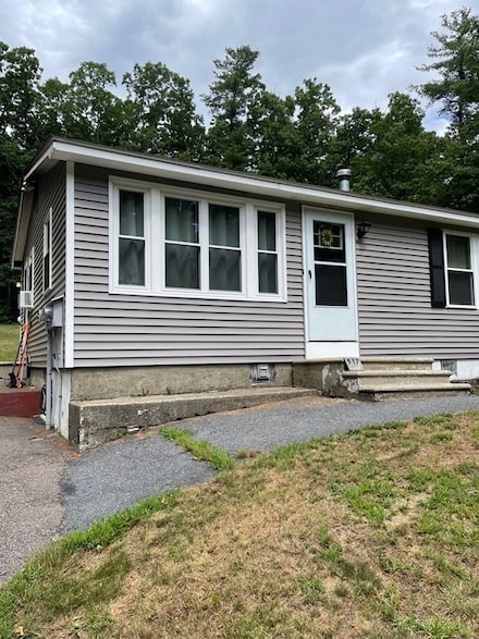 517 Reservoir Rd Unit left, Lunenburg, MA 01462