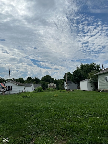 218 E Michigan St, Fortville, IN 46040