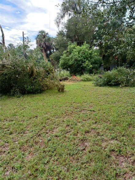 415 W Blue Springs Ave, Orange City, FL 32763