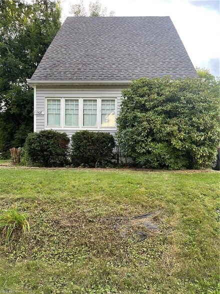 1508 Beardsley St, Akron, OH 44301