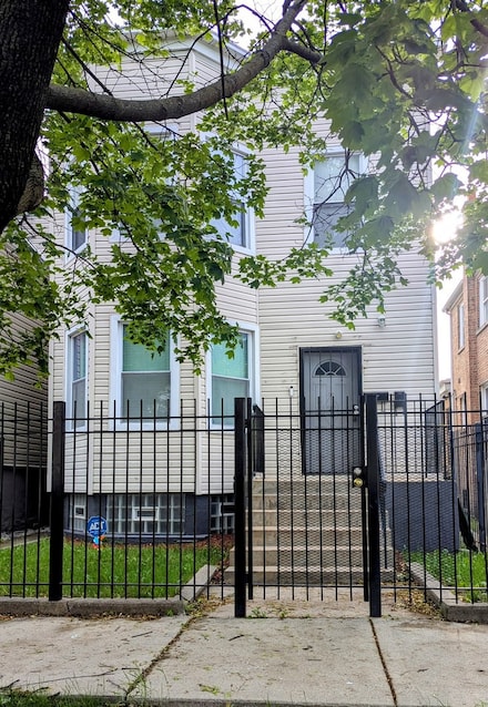 6814 S Marshfield Ave, Chicago, IL 60636