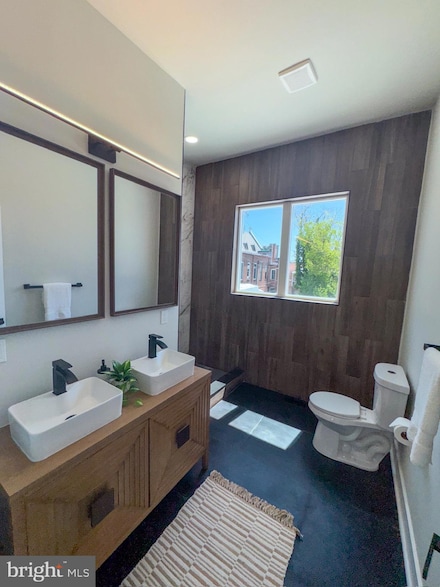 2112 Llewelyn Ave, Baltimore, MD 21213