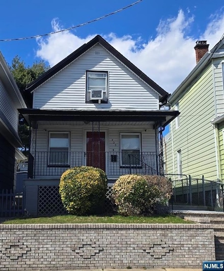 405 Elm St, Kearny, NJ 07032