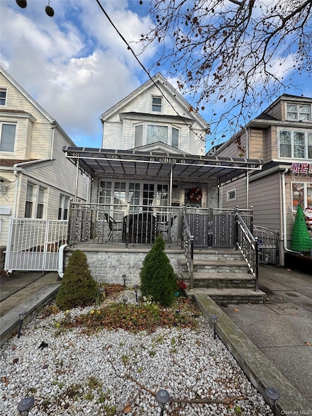 7817 64th St, Glendale, NY 11385