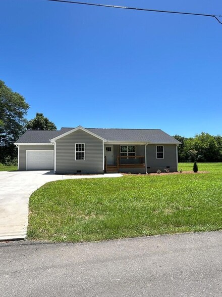 200 Merritt St, Chatsworth, GA 30705
