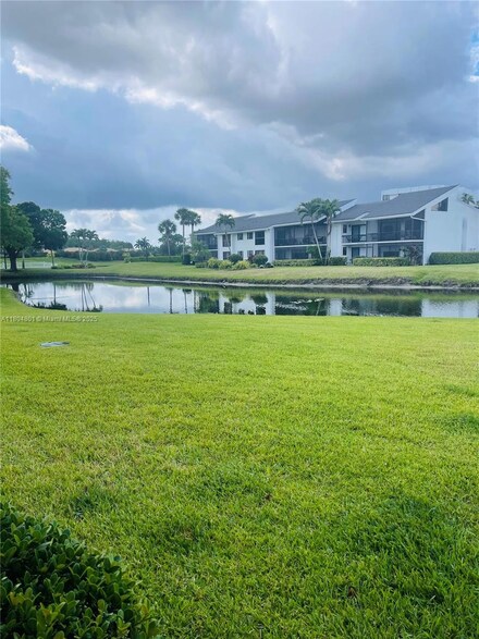 7736 Lakeside Blvd Unit 2050, Boca Raton, FL 33434