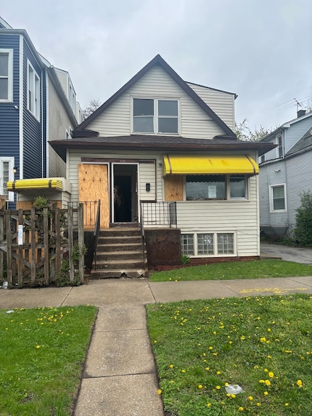 7736 S Muskegon Ave, Chicago, IL 60649