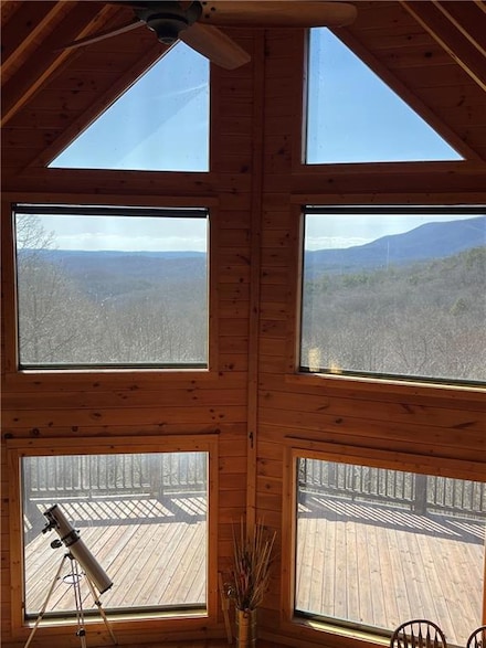 71 Hidden Valley Dr S, Ellijay, GA 30536