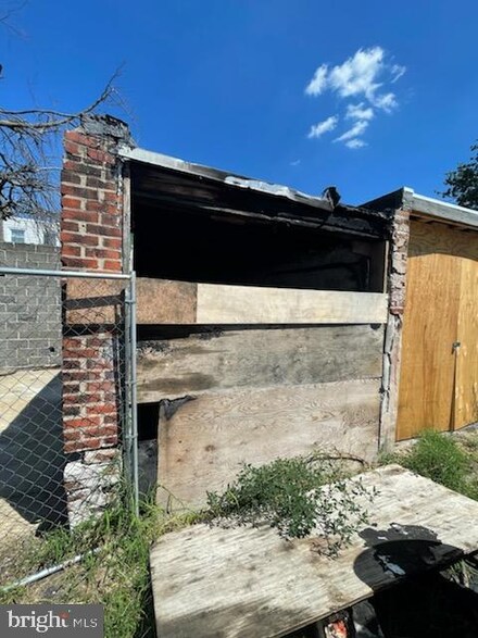 7 Terrace Ave, Camden, NJ 08105