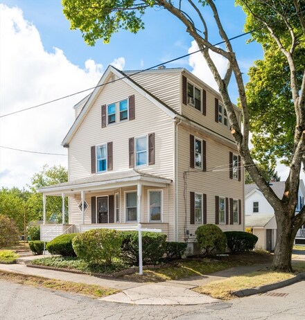 1 James St, Peabody, MA 01960