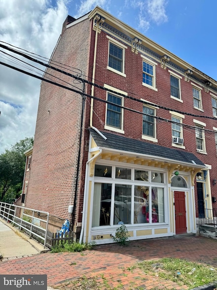 209 E Front St, Trenton, NJ 08611