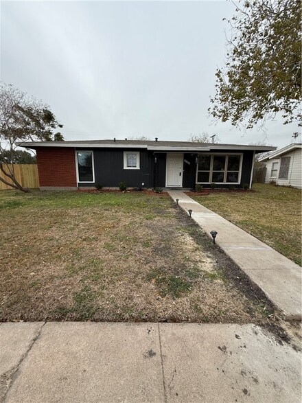 5937 Norvel Dr, Corpus Christi, TX 78412
