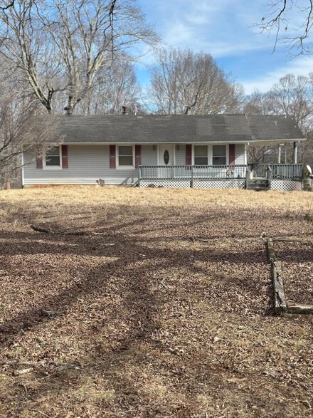 1616 Morris Rd, Goodview, VA 24095