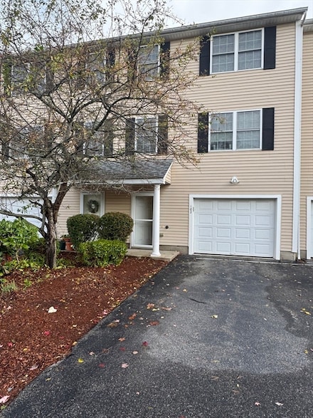 81 Salem Rd Unit 102, Billerica, MA 01821