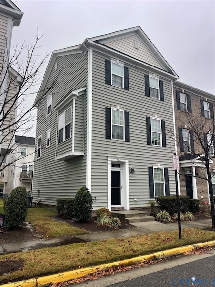 5012 Spinel St, Virginia Beach, VA 23462