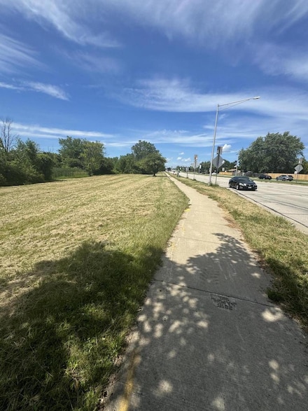 9341 S Howell Ave, Oak Creek, WI 53154