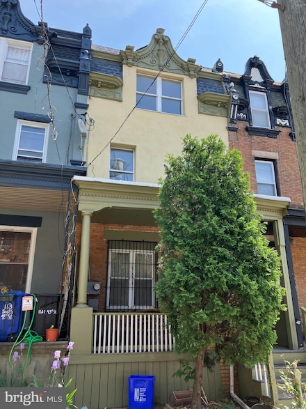 115 S 43rd St, Philadelphia, PA 19104