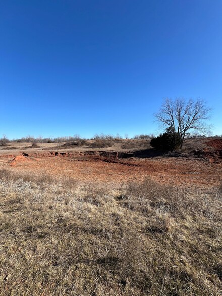 2477 Troy Lewellen Rd, Springer, OK 73458