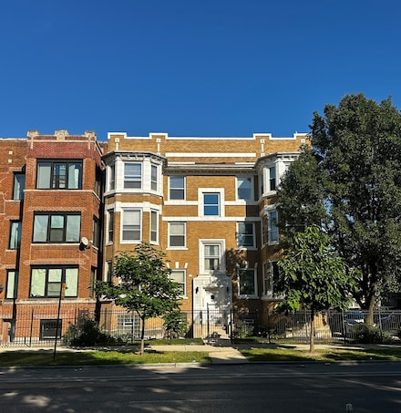 745 S Independence Blvd Unit 3N, Chicago, IL 60624