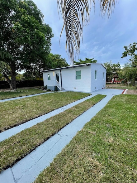 775 NW 142nd St, Miami, FL 33168