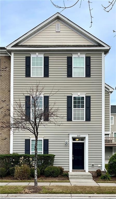 240 Carnelian St, Virginia Beach, VA 23462