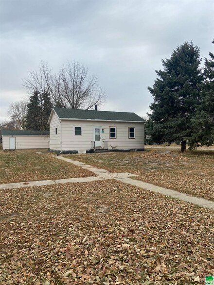 800 12th St, Onawa, IA 51040