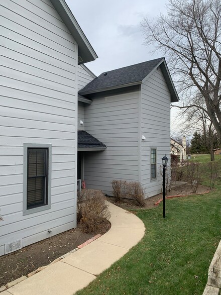 598 Dunham Rd Unit U297, Gurnee, IL 60031