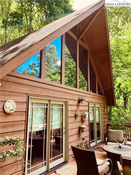 181 Quickstop Trail, Deep Gap, NC 28618