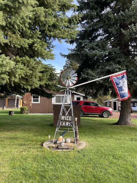 41 Fish Hatchery Rd, Banner, WY 82832