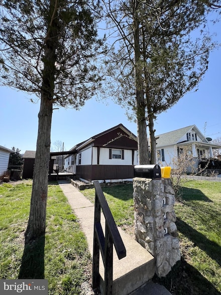 525 Highland Ave, Lewistown, PA 17044