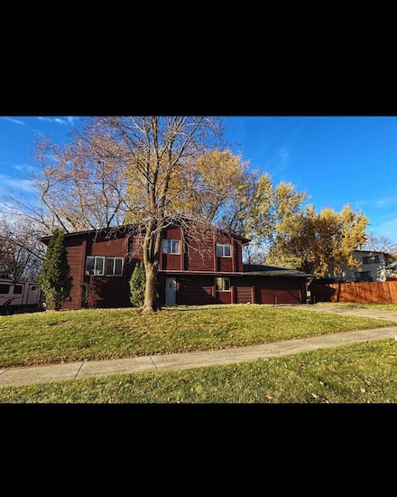 13204 Parkwood Dr, Burnsville, MN 55337